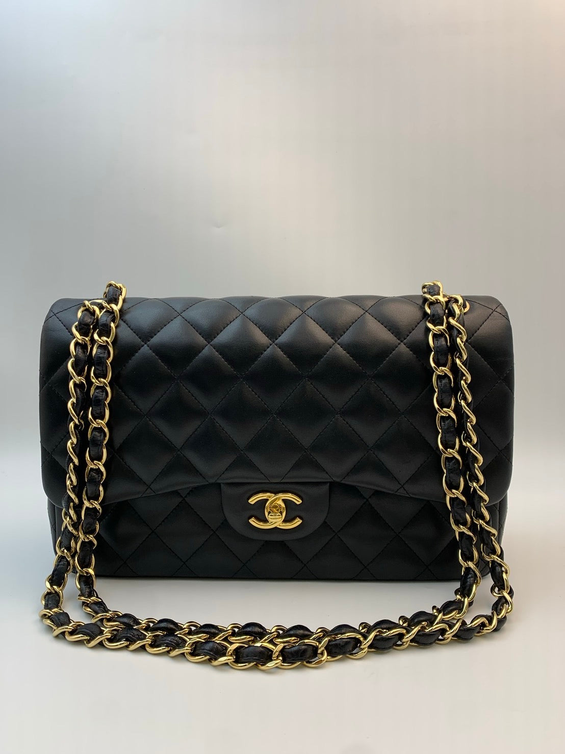 CHANEL Classic Flap Jumbo ラムスキン ブラック ゴールド金具