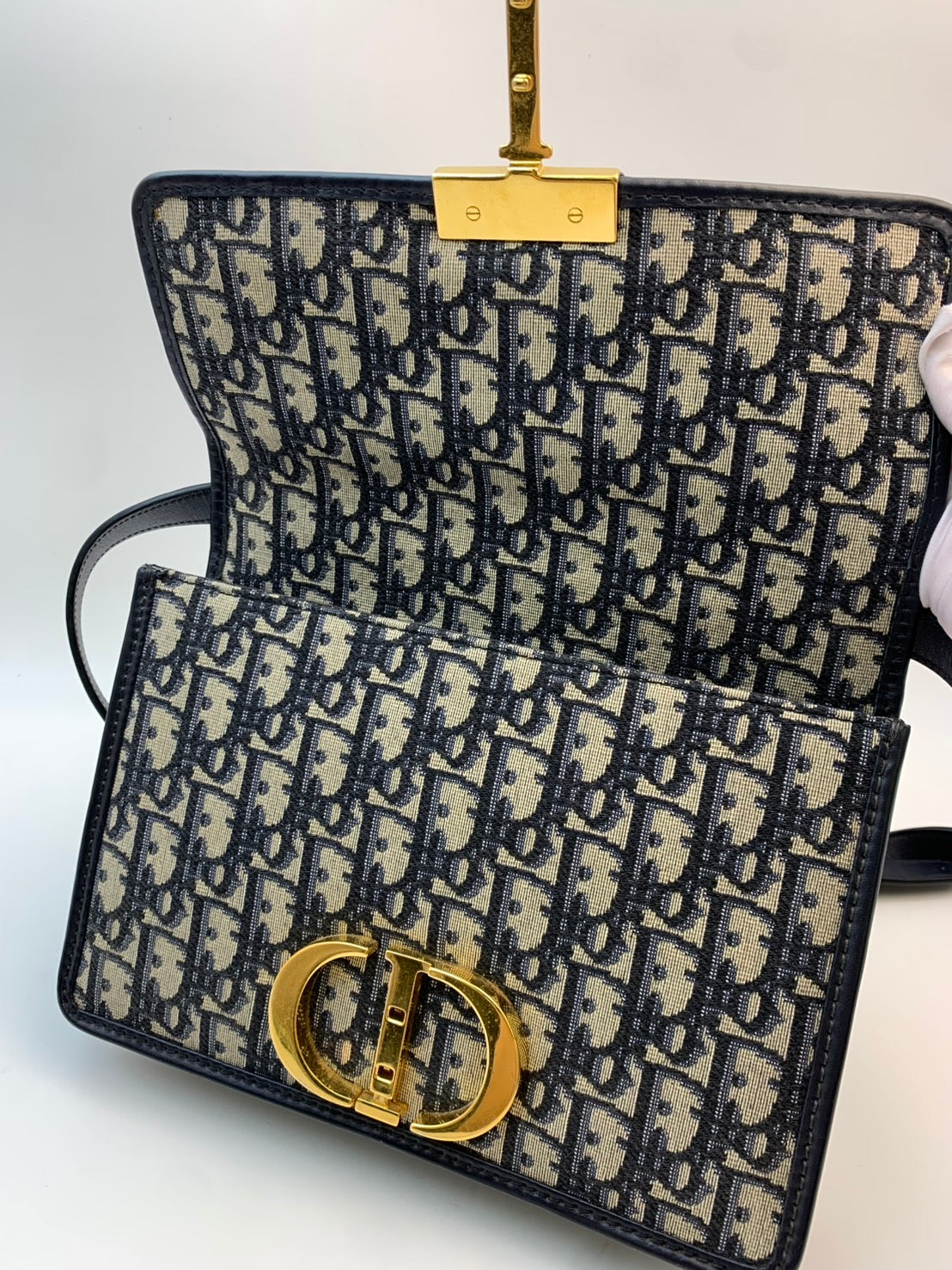 Dior 30 Montaigne オブリーク ショルダーバッグ