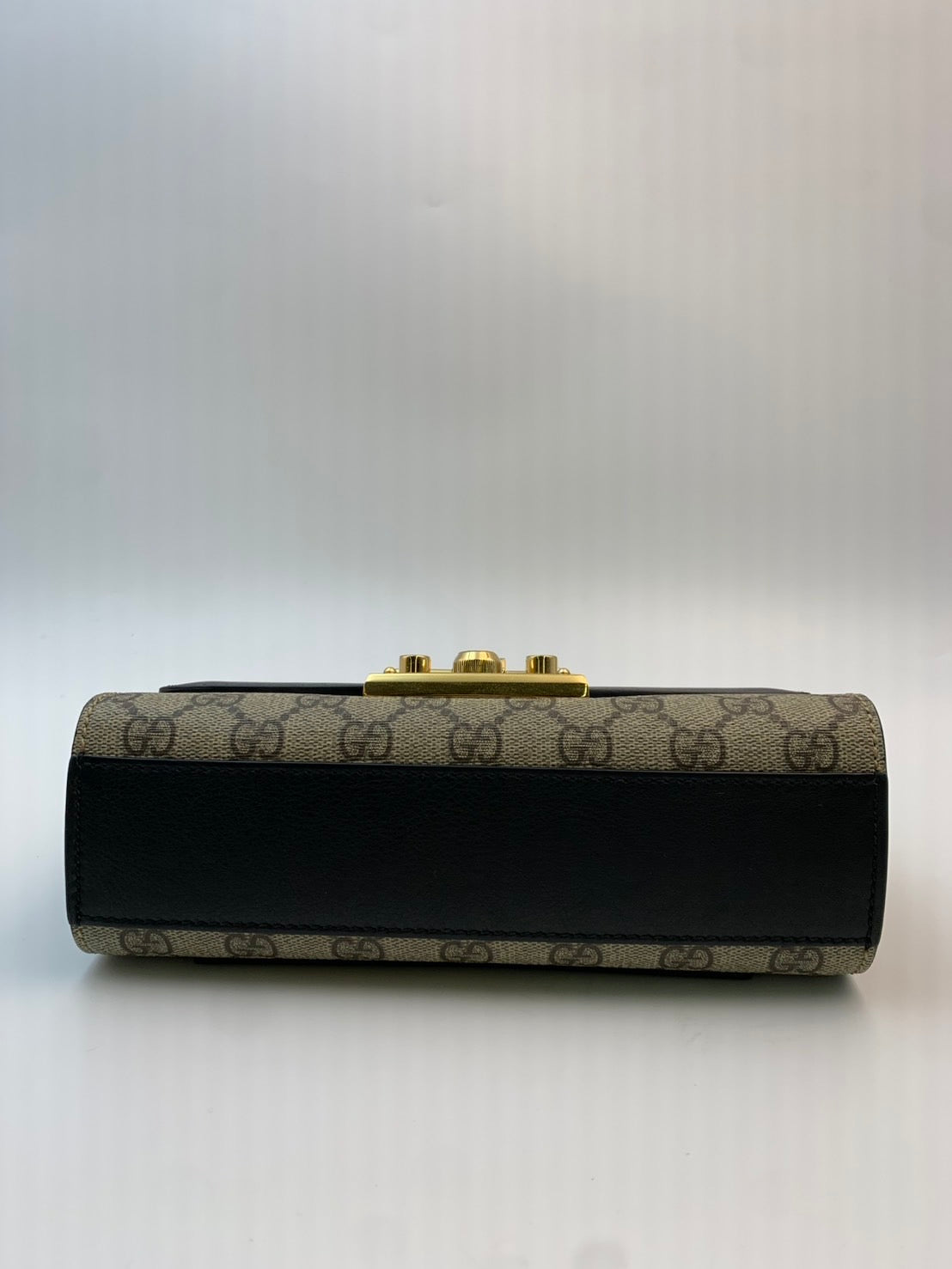 GUCCI Padlock GG Supreme キャンバス ベージュ/エボニー × ブラック