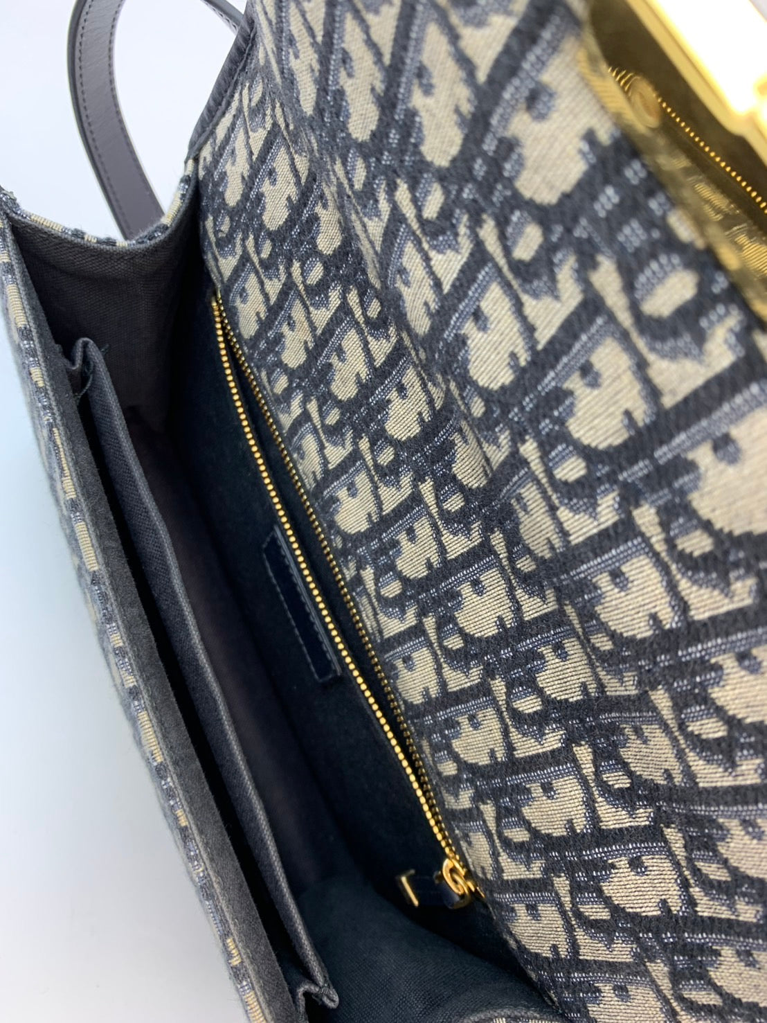 Dior 30 Montaigne オブリーク ショルダーバッグ